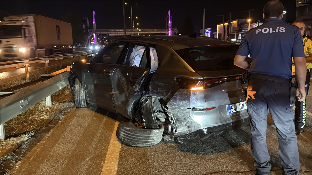 Adapazarı'nda Alkollü Sürücünün Karıştığı Kazada 4 Kişi Yaralandı - Sayfa 3